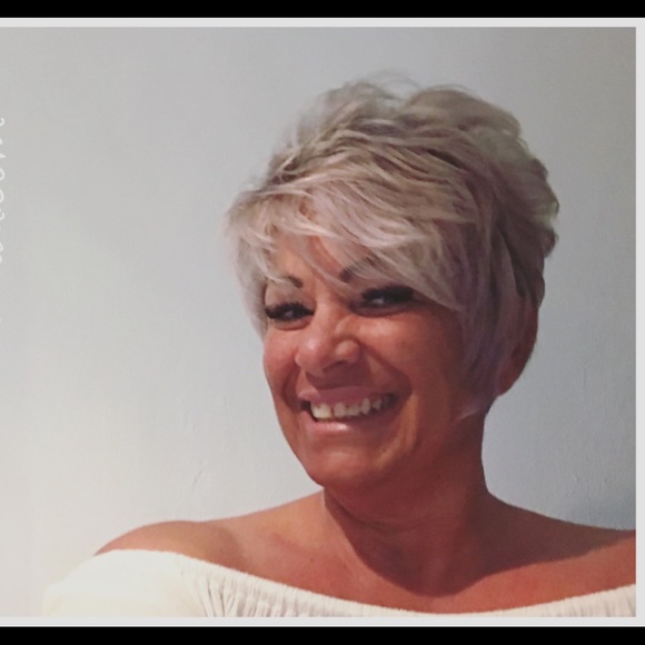 Meet your Posher, Chantal - Picture 1 of 1